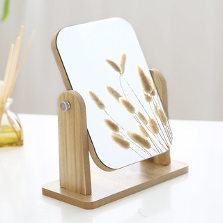 Gương gỗ xoay 360 độ hình chữ nhật để bàn trang điểm, mang đậm phong cách Hàn Quốc dành cho phái nữ.