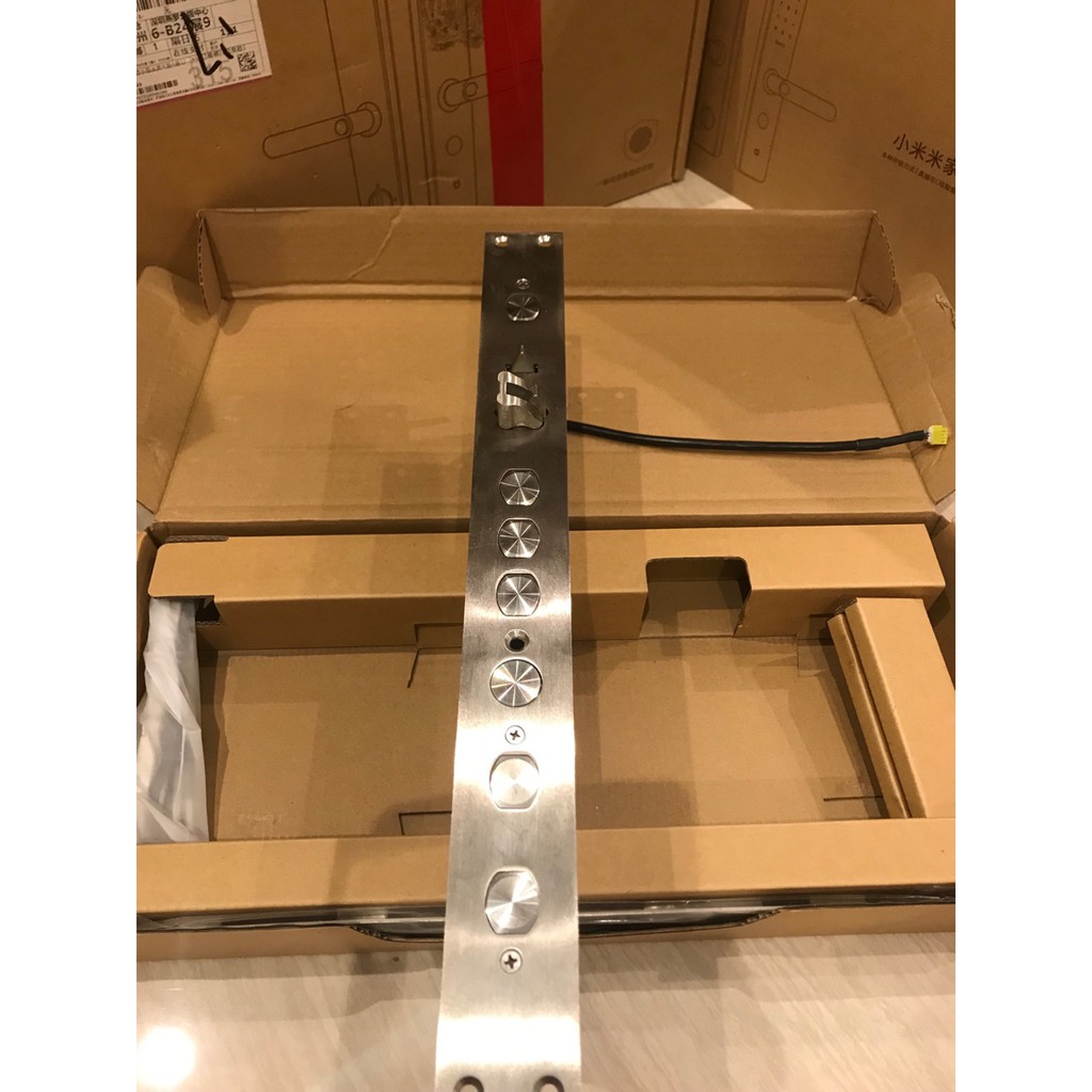 Bộ khoá cửa thông minh Xiaomi Mi Smart Door Lock MJZLMS02LM - Phiên bản Overlord