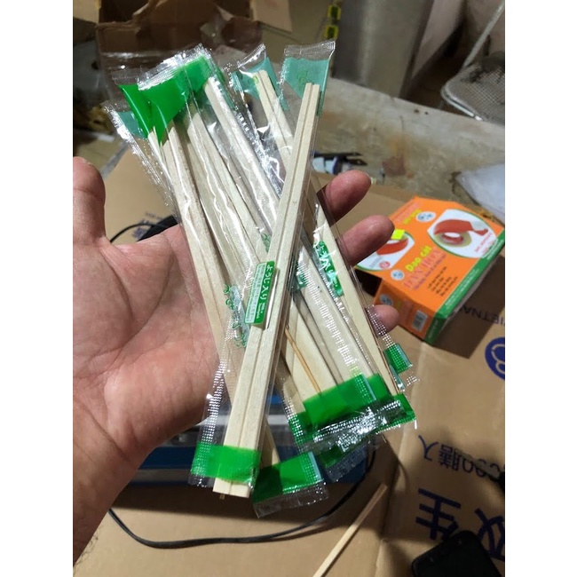 100 ĐÔI ĐŨA GỖ BỌC MÀNG OPP