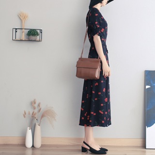 Đầm cherry form dài nút trắng (kèm hình thật)