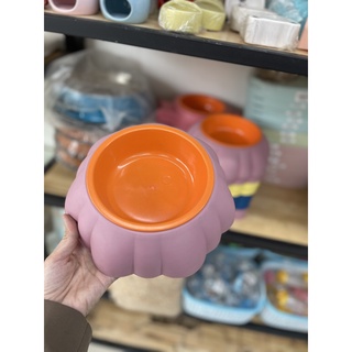 Bát ăn hoa cho chó mèo kèm chén nhựa. Dụng cụ ăn cho chó mèo.