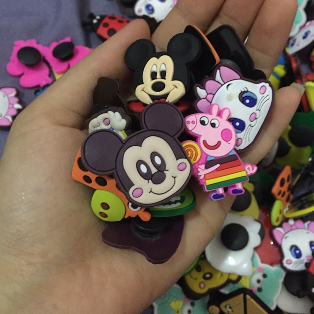 Jibitz sticker gắn dép crocs