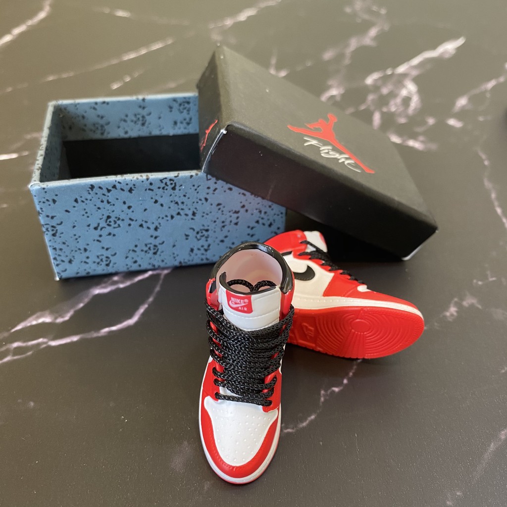 Móc Khóa Giày Jordan Chicago - Móc  Khóa Giày Mini