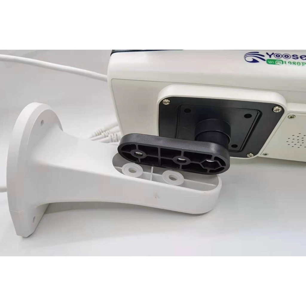 Camera ngoài trời yoosee 4 râu , 4.0 MPx , có màu ban đêm , cảm biến chuyển động , đàm thoại 2 chiều
