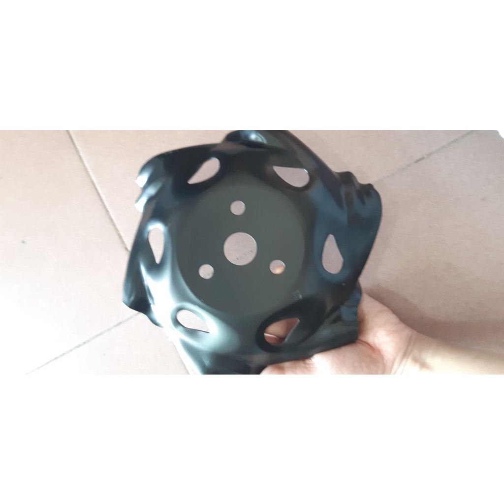 Lưỡi rẫy cỏ tận gốc