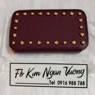 Ví charles Keith sale còn 830k