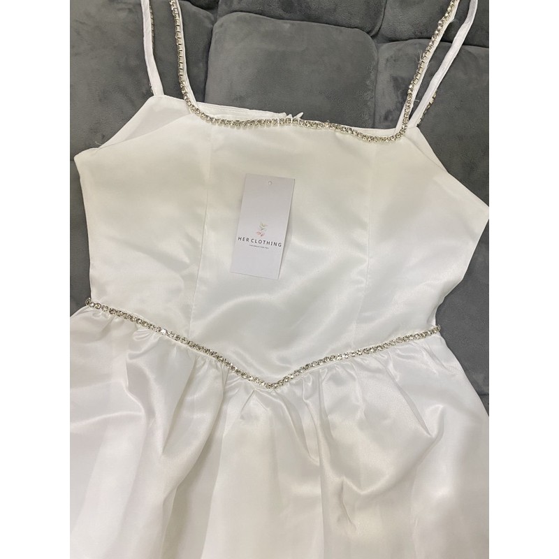 [new] Váy đầm nữ 2 dây dự tiệc trắng xòe phối cườm lấp lánh sang chảnh MINER DRESS | BigBuy360 - bigbuy360.vn
