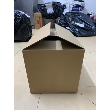 Q12 - 1 Thùng carton 40x30x30 cm