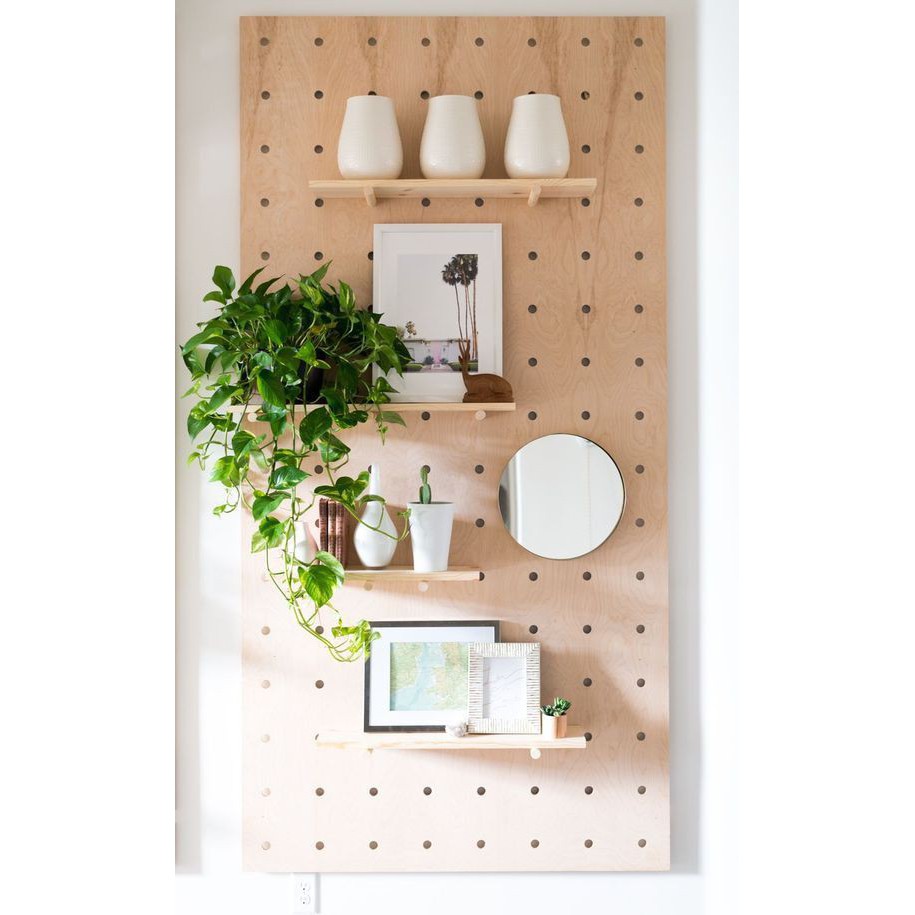Bảng trang trí pegboard 60*40cm ❤️FREESHIP❤️ bảng gỗ trang trí, bảng chốt trang trí kèm kệ cao cấp NGON DECOR | BigBuy360 - bigbuy360.vn