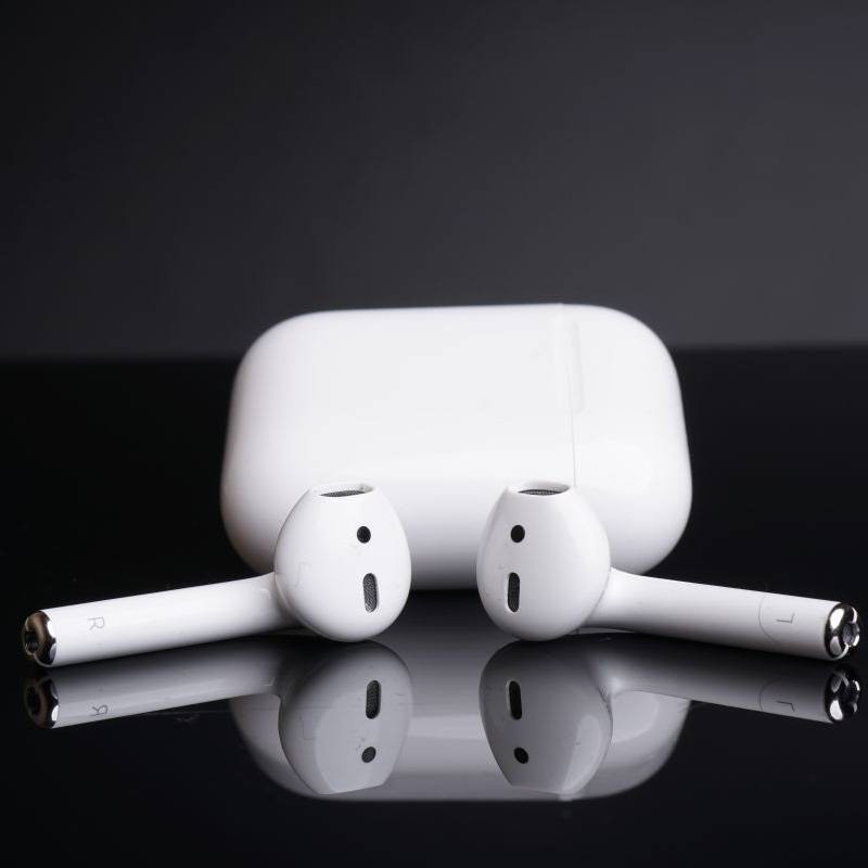 Tai nghe Bluetooth Airpods 2,bản cao cấp, Chức năng đổi tên, định vị, sạc không dây