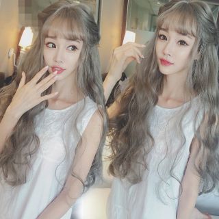 Tóc Bạch Kim Xoăn Mái Thưa