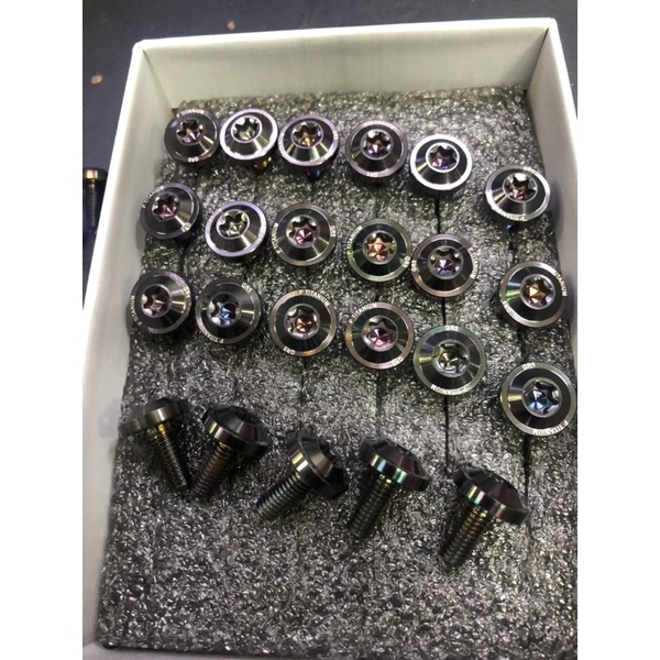 Óc titanium 6x15 dù to màu đen hàng chuẩn Gr5