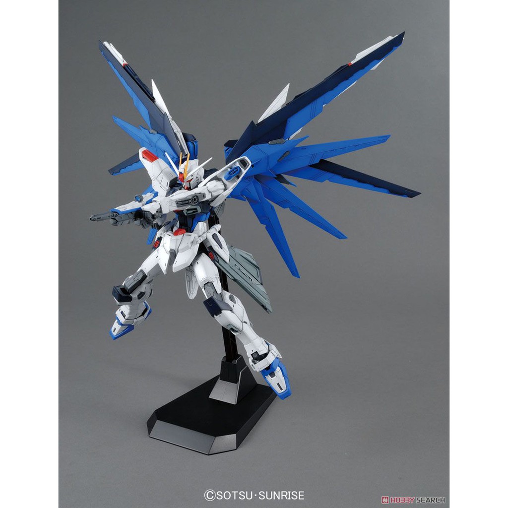 Mô Hình Lắp Ráp Gundam MG ZGMF-X10A Freedom 2.0 (tặng kèm base)