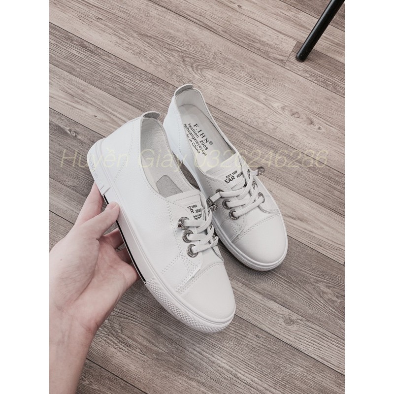 Giày Nữ Trắng Viền Lỗ Đính Đá | BigBuy360 - bigbuy360.vn