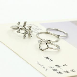 Nhẫn bộ 4 chiếc chiếc lá và trái tim