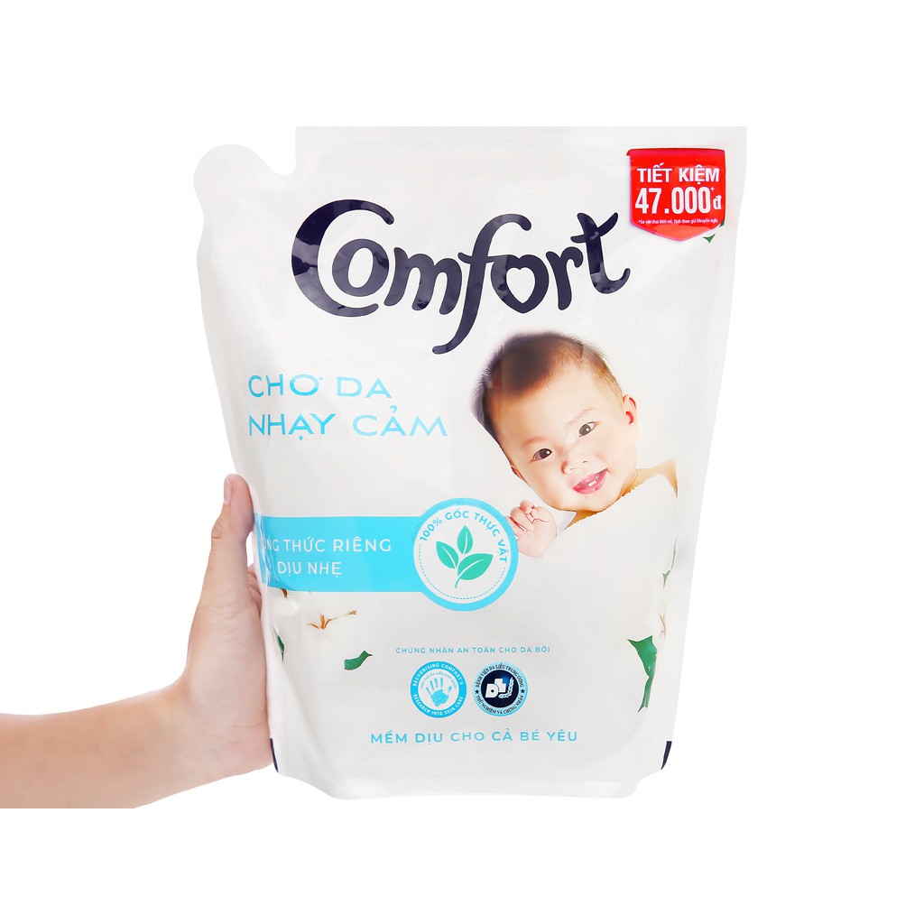 Nước xả cho bé Comfort cho da nhạy cảm hương phấn túi 2.6 lít