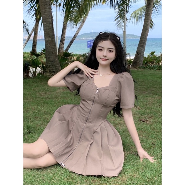 ✨💕Đầm dáng coè tay phồng màu nâu tây dang quá ạ