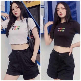 Áo croptop cuốn biên in chữ GOOD VIBES