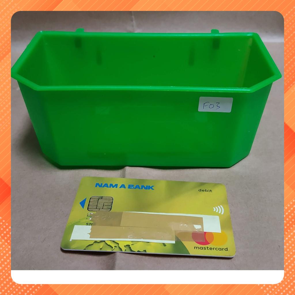 F03 - 10 cái Máng Nhựa Đựng Thức Ăn, Nước Uống Cho Gà, Chim, bồ câu 15cm