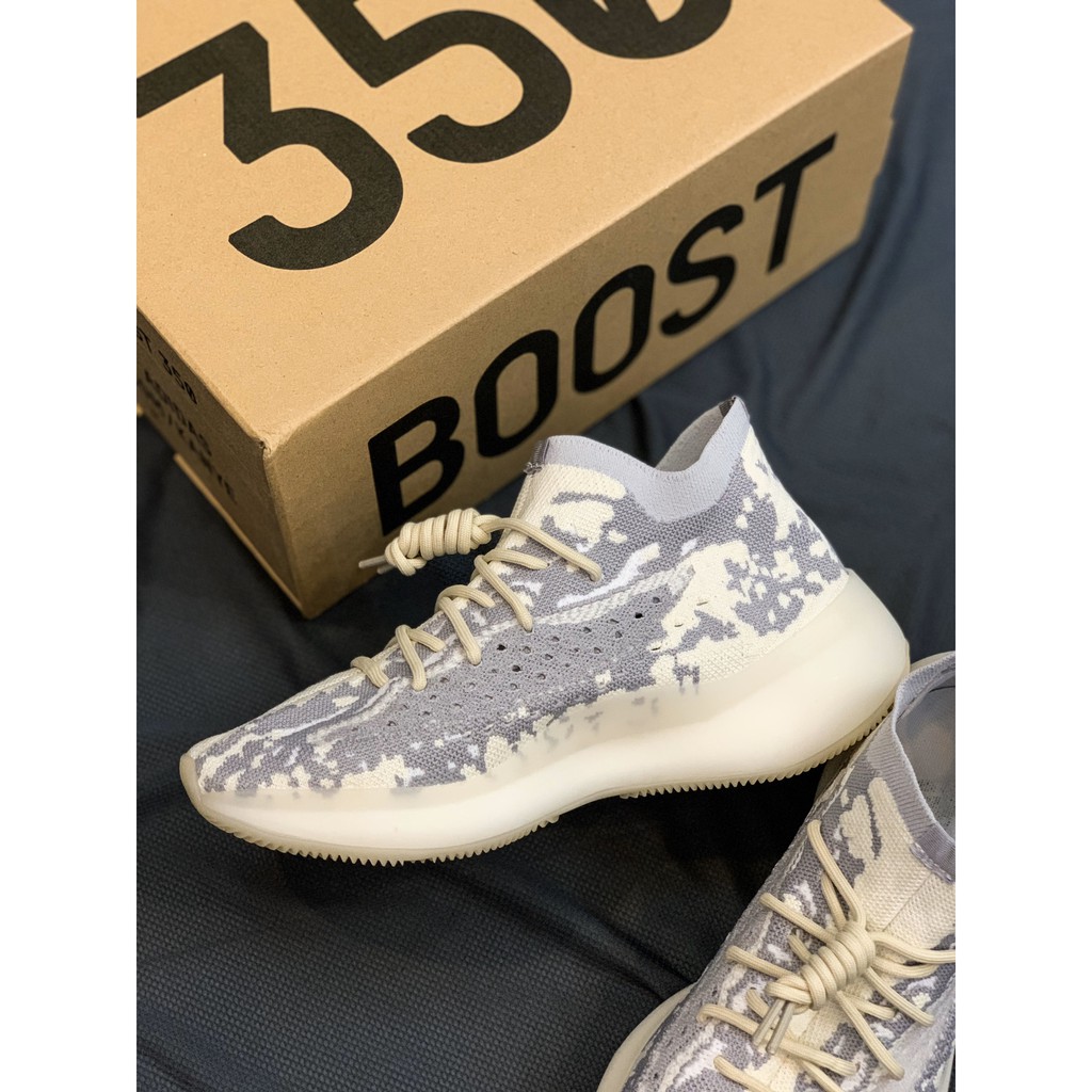 yeeze380