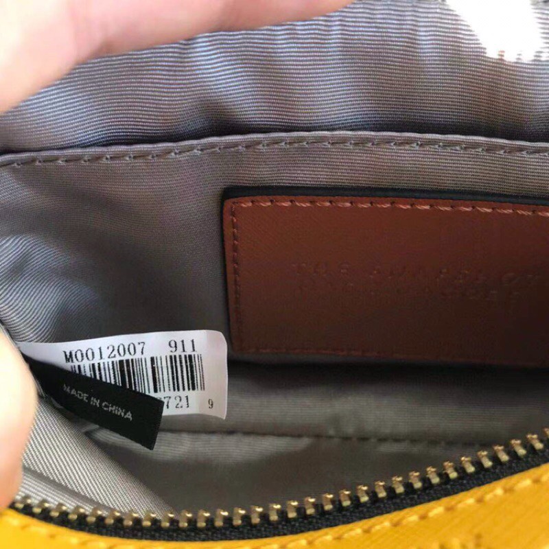 Túi đeo chéo phong cách thời trang