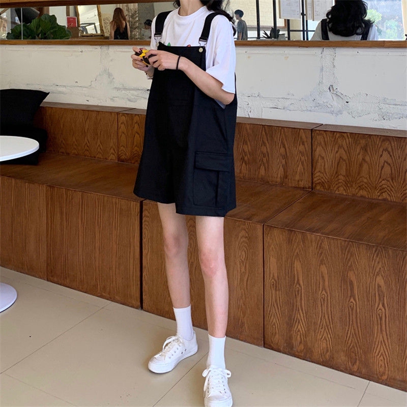 [Mã FAGREEN55 giảm tới 30K đơn 99K] Quần Yếm Jean Ngắn Ống Rộng Thời Trang Cá Tính 122706 | BigBuy360 - bigbuy360.vn