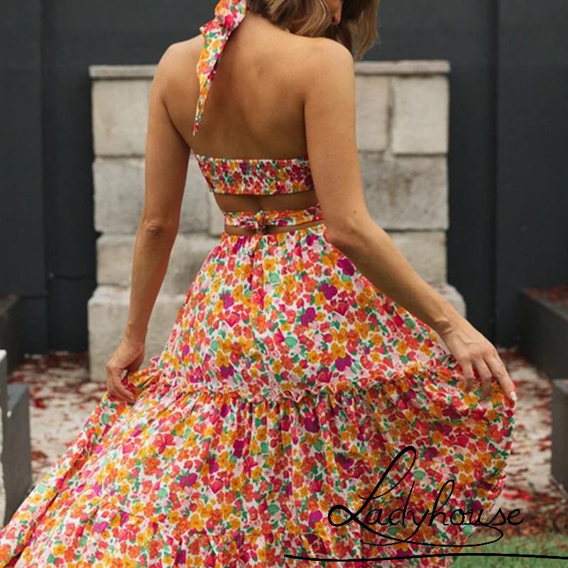 Set đồ 2 món gồm áo ống và chân váy dài lưng cao in họa tiết hoa phong cách Bohemian dành cho nữ