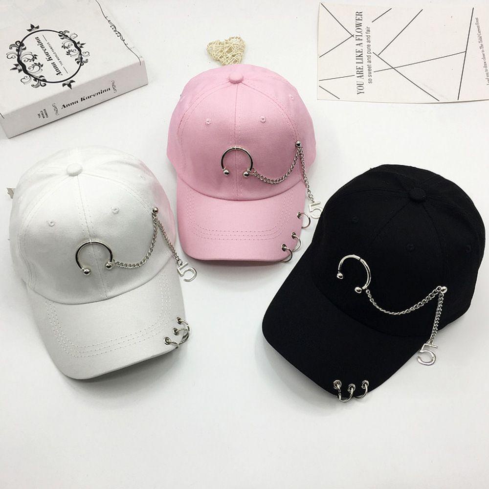 Mũ Lưỡi Trai Phối Dây Xích Phong Cách Hip Hop Hàn Quốc Cá Tính Dành Cho Nữ