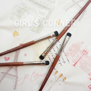 Cọ tán bầu mắt Makeup Forever 210