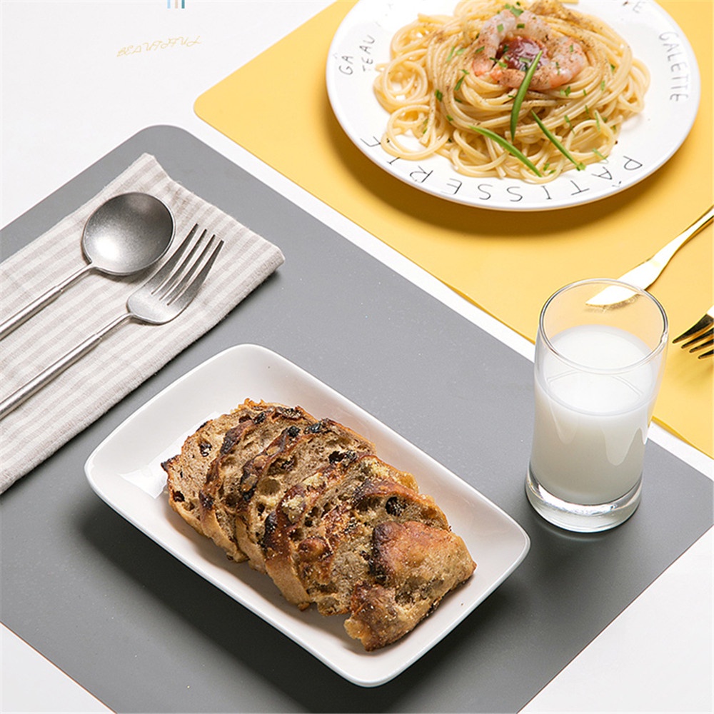 Tấm lót bàn ăn bằng silicone cách nhiệt chống trượt không thấm nước 4 màu tự chọn