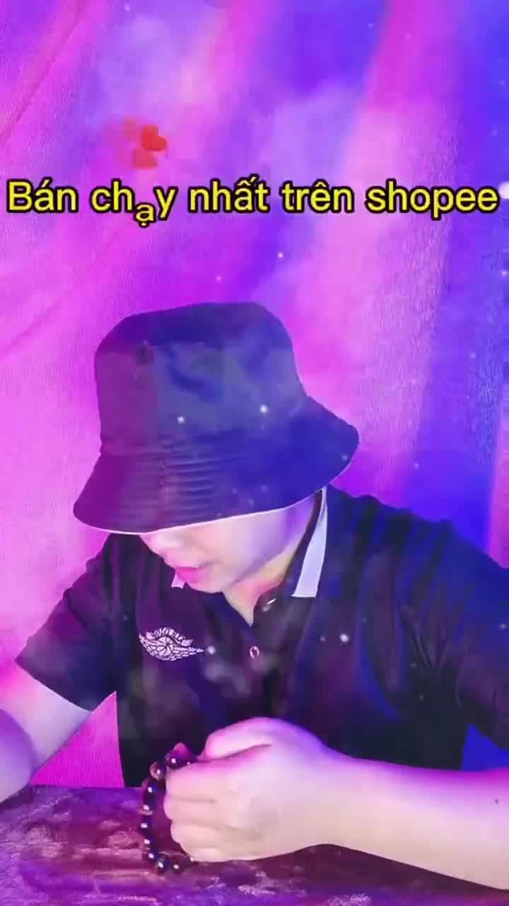 Áo thun croptop nữ MADELA cổ tròn dáng ôm tay ngắn , croptop nữ cổ tròn tay ngắn vải co giãn 4 chiều | BigBuy360 - bigbuy360.vn