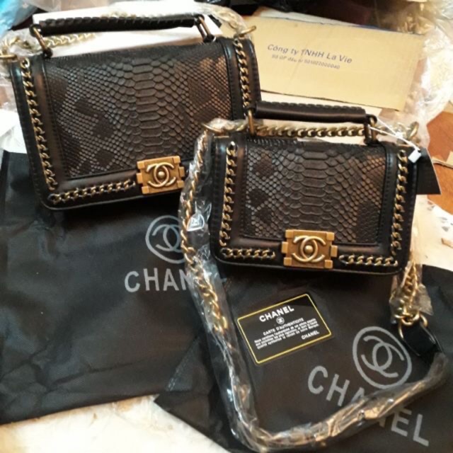 Túi boy da rắn da trăn viền xích size 20cm & 25cm chuẩn đẹp