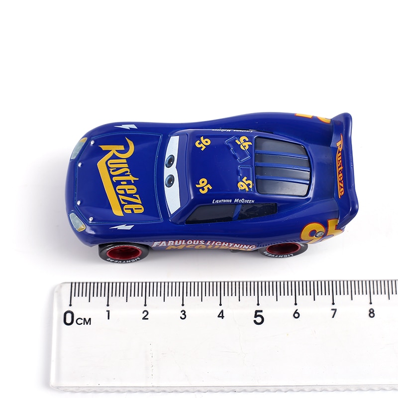 DISNEY Đồ Chơi Mô Hình Xe Đua 3 Cars 2 Stink Lightning Mcqueen Tỉ Lệ 1: 55