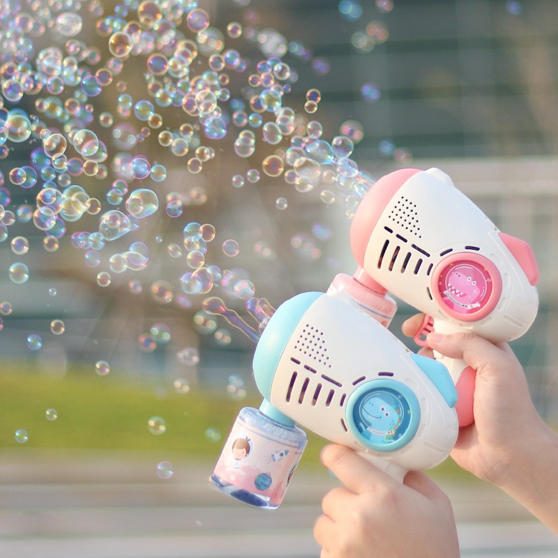 Máy bắn bong bóng hoạt hình siêu cute có đèn cho bé