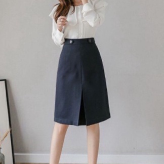 Váy Chữ A Lưng Cao Phong Cách Công Sở Madela Xẻ Trước Phối Đai Đính Cúc, Chân Váy Lưng Cao Xẻ Trước Phong Cách Hàn Quốc