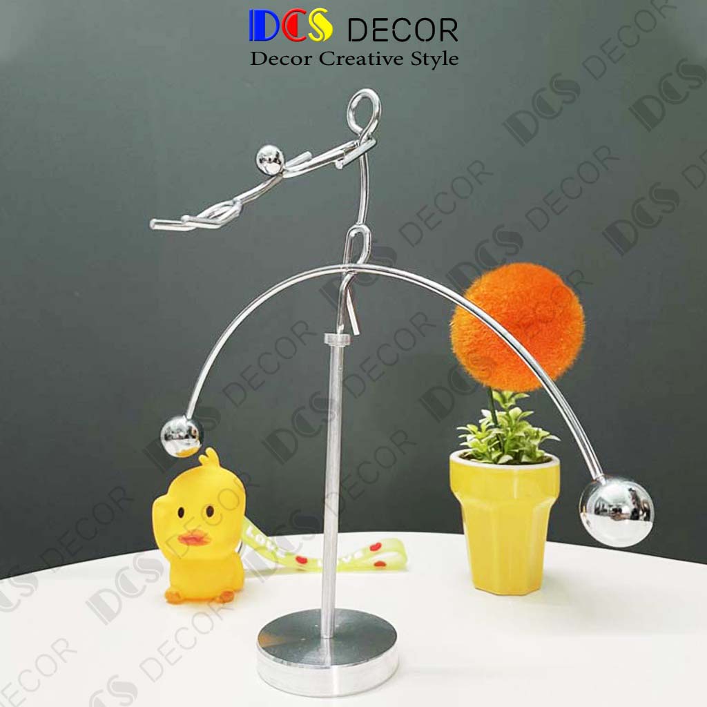 DCS DECOR bàn làm việc con lắc newton vĩnh cửu tự cân bằng đồ trang trí nhà cửa phòng khách bàn học