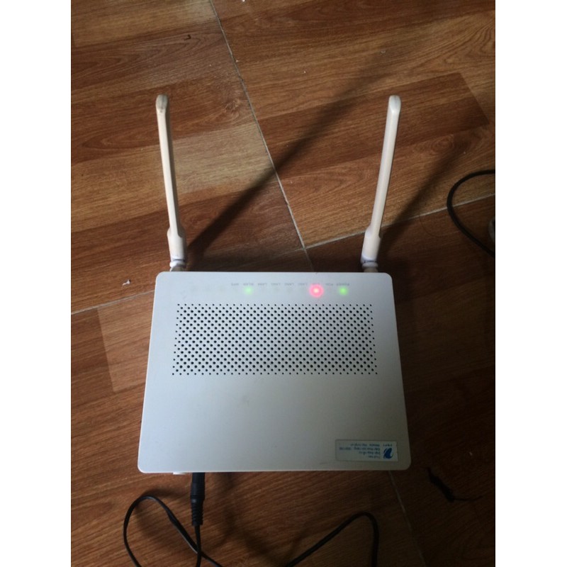 Modem Phát WIFI quang  Viettel HG8045A 2 râu và 4 cổng LAN - Modem Chính Hãng