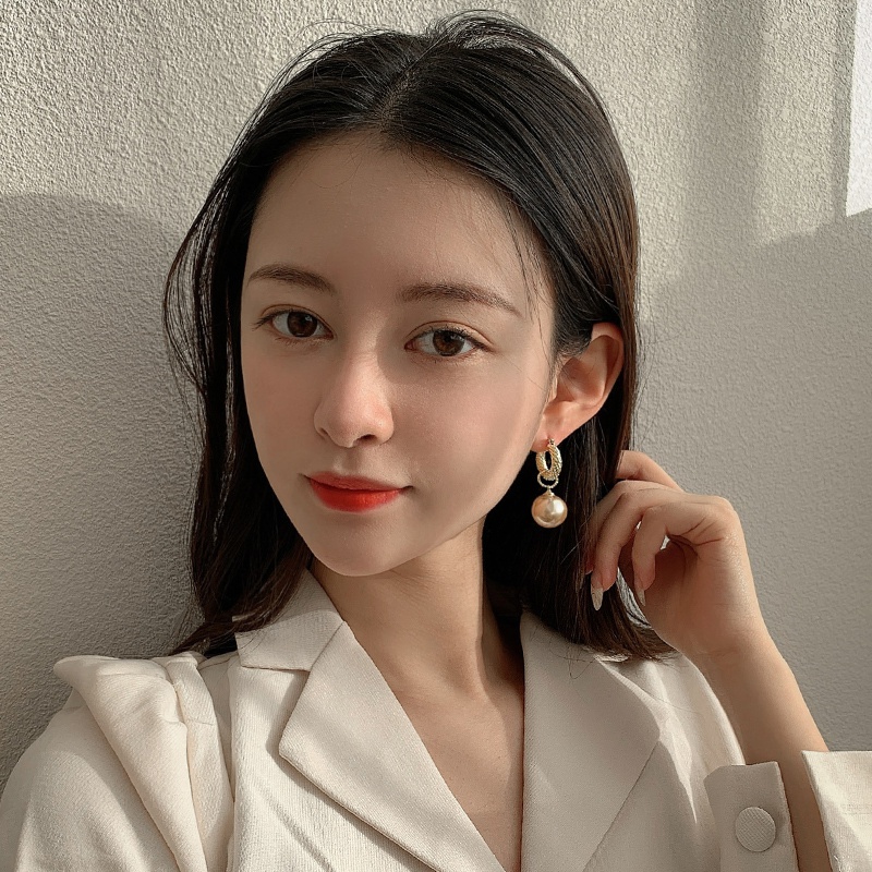 Đôi Bông Tai Với Thiết Kế Đính Ngọc Trai Và Kim Bạc Xinh Xắn Cho Nữ 2023