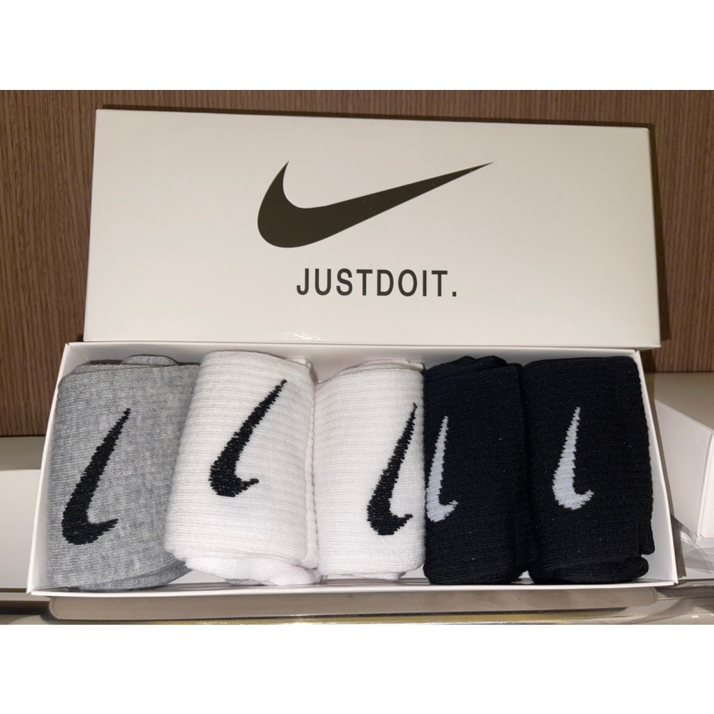 Aoki -  Tất vớ thể thao nam nữ cổ cao unisex  Nhiều Màu Đóng Hộp combo 5 Cái Màu ngẫu nhiên