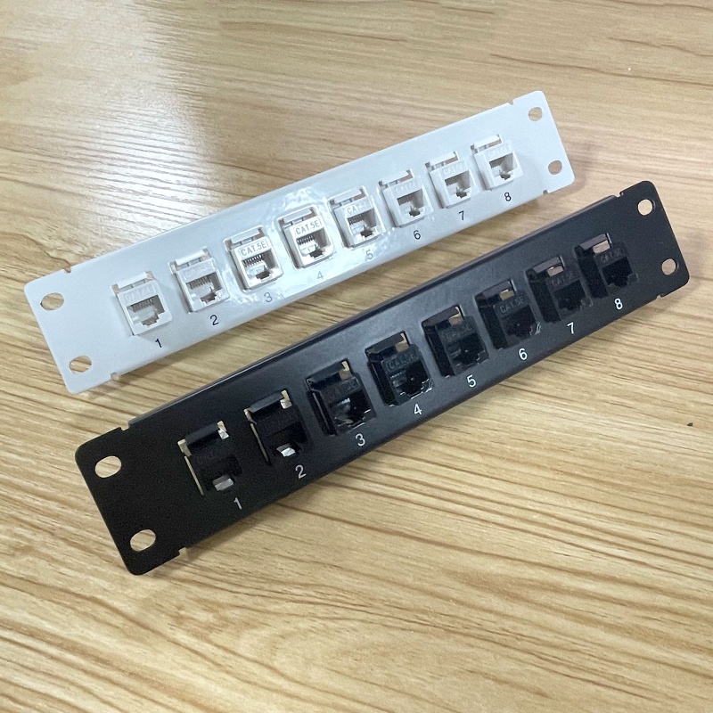 Bảng Mạch NAMA Patch 8 Cổng CAT5e Với Đá Inline Keystone 10G Pass-Throu