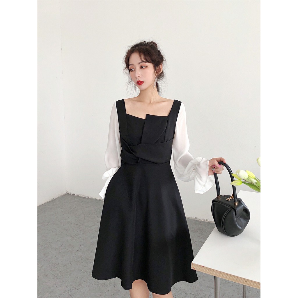 VÁY ULZZANG CỔ VUÔNG DÁNG XÒE SIÊU XINH