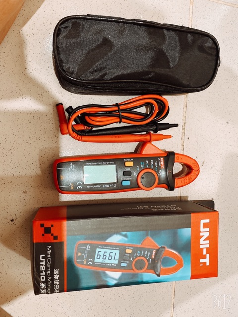 Đồng hồ kẹp dòng UT210E