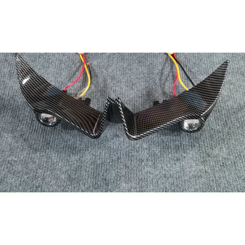 CÁNH GIÓ TRƯỚC WINNER X  KÈM ĐÈN PHỤ MINI