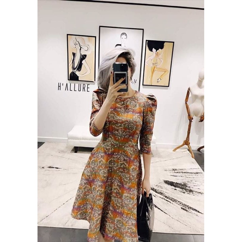 Pass váy Hallure size L