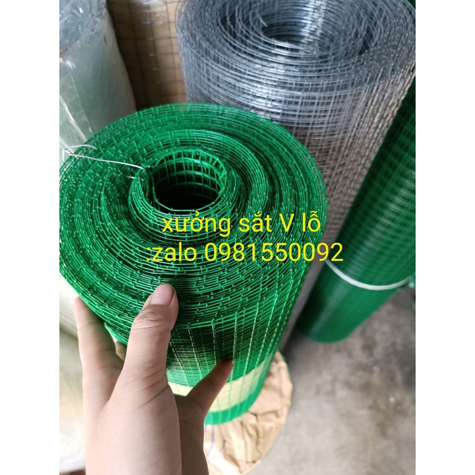 ,Lưới sắt bọc nhựa màu xanh làm chuồng gà vịt