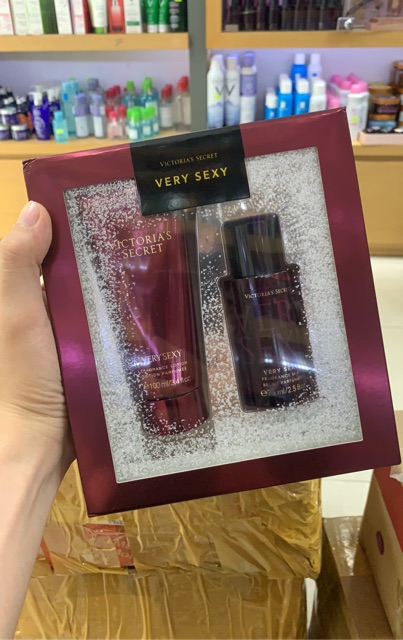 Bộ quà tặng Victoria's Secret Gift Set - Very Sexy ( 2 Món ) | BigBuy360 - bigbuy360.vn