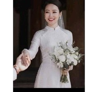 Áo dài Gấm trắng