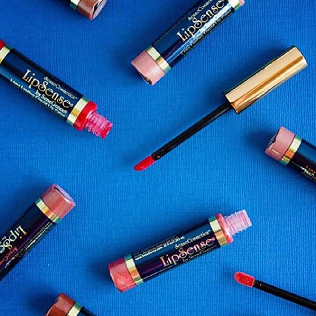 Lip Gloss 12 Color Non-Stick Cup Moisturizing Lip Gloss Matte Lipstick