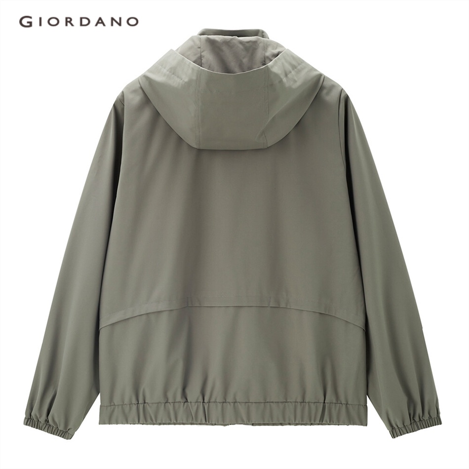 Áo khoác gió GIORDANO 05372109 có mũ trùm đầu tháo được tiện lợi màu trơn đơn giản trẻ trung thời trang cao cấp cho nữ
