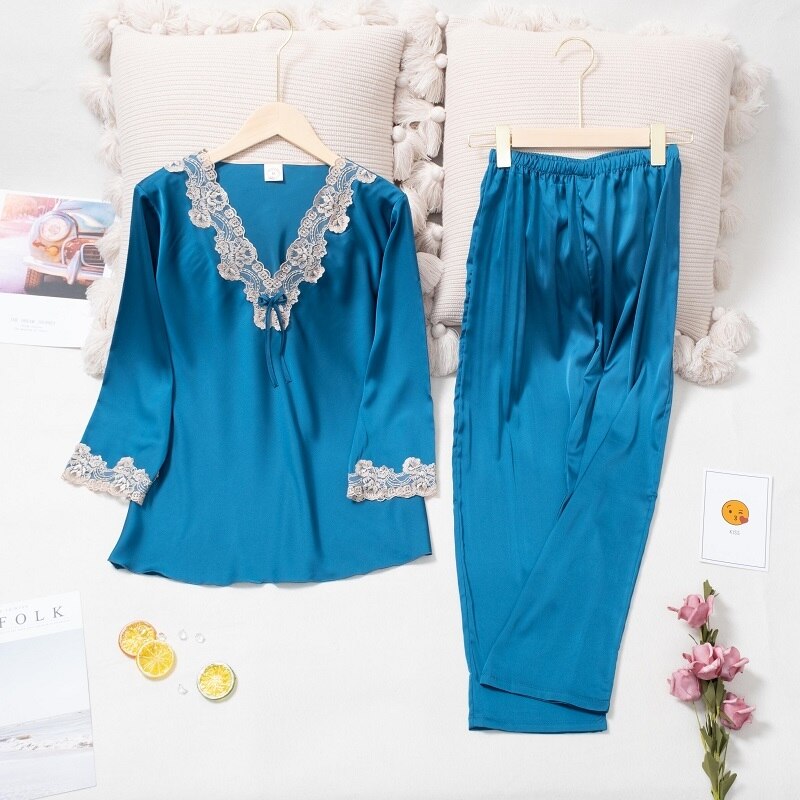 Bộ Đồ Ngủ Tay Dài Cổ Chữ V Chất Liệu Satin Mềm Mại Quyến Rũ Cho Nữ